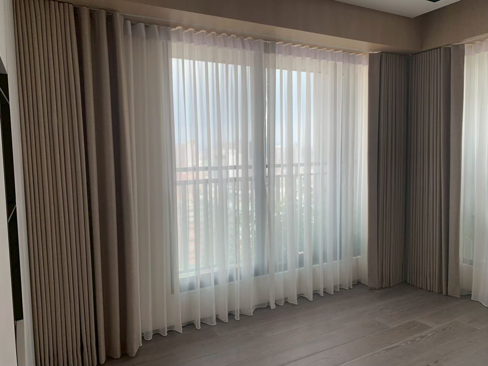 LINE_ALBUM_布簾蛇簾_250514_3