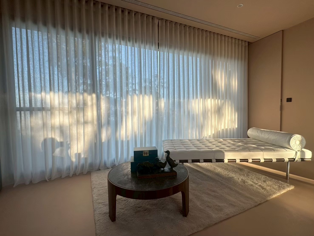 LINE_ALBUM_紗簾_250514_8